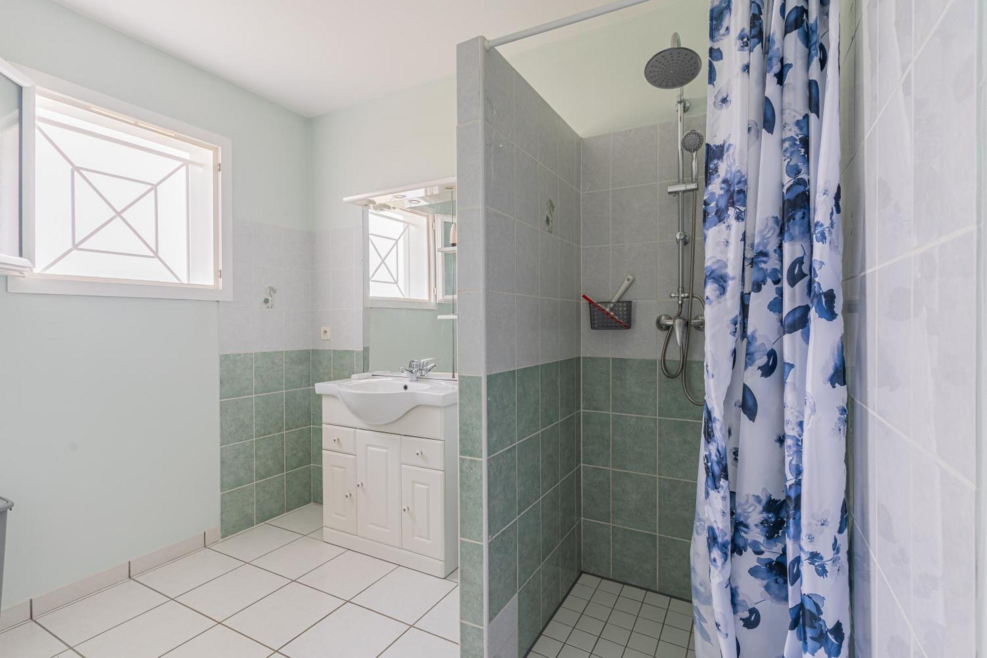 Le Pin Franc Villa Valeyrac Buitenkant foto